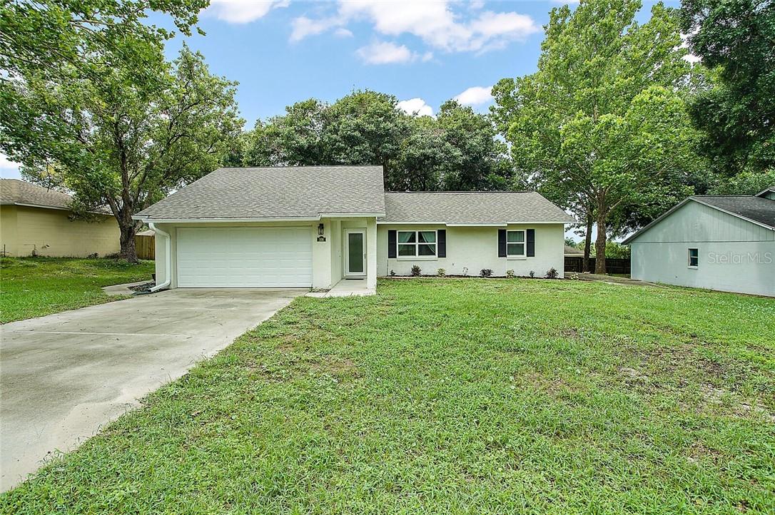 106 Hillside Dr., Eustis, FL 32726