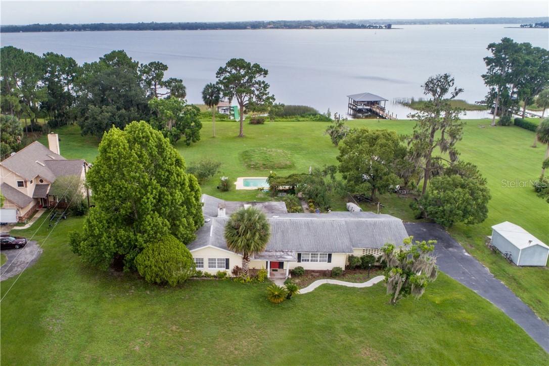 16207 E Shirley Shores Rd., Tavares, FL 32778
