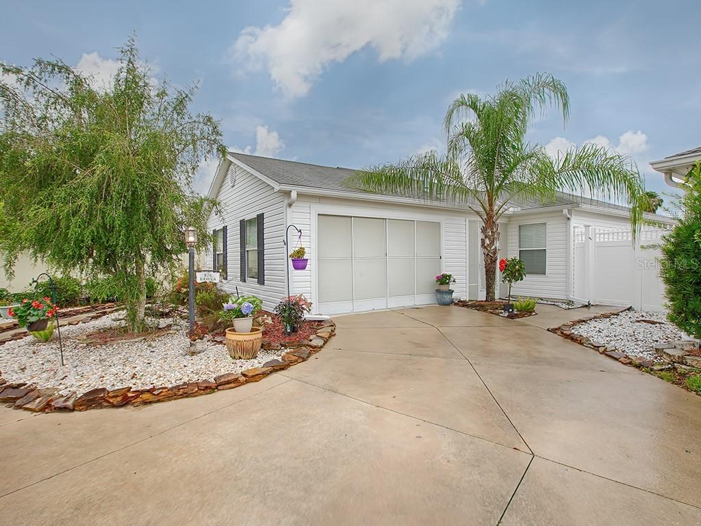 876 Jasmine Ct., The Villages, FL 32162