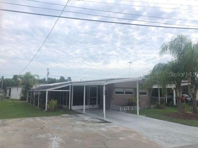 1514 Pleasant St., Tavares, FL 32778