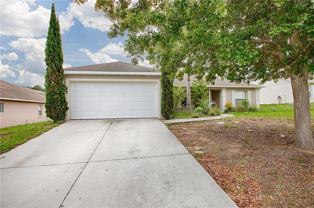824 Shore Breeze Way, Minneola, FL 34715
