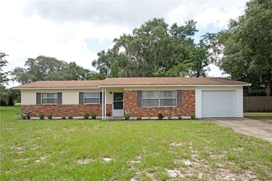 901 Smith St., Eustis, FL 32726