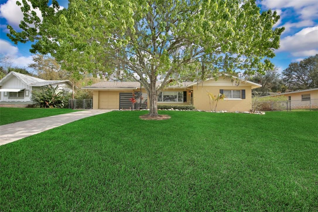 655 Shady Nook Dr., Clermont, FL 34711