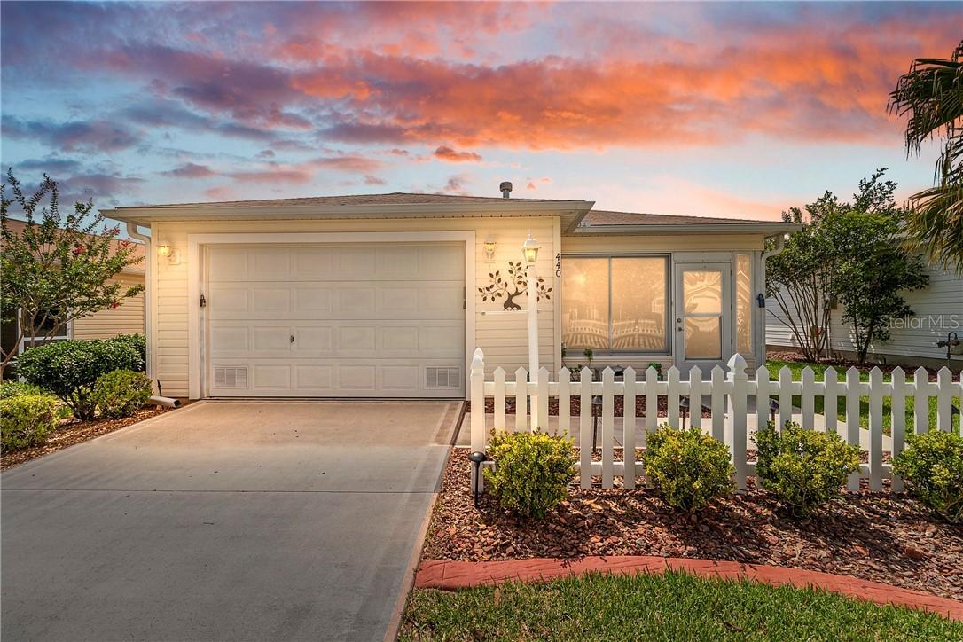440 Canterbury Ct., The Villages, FL 32162