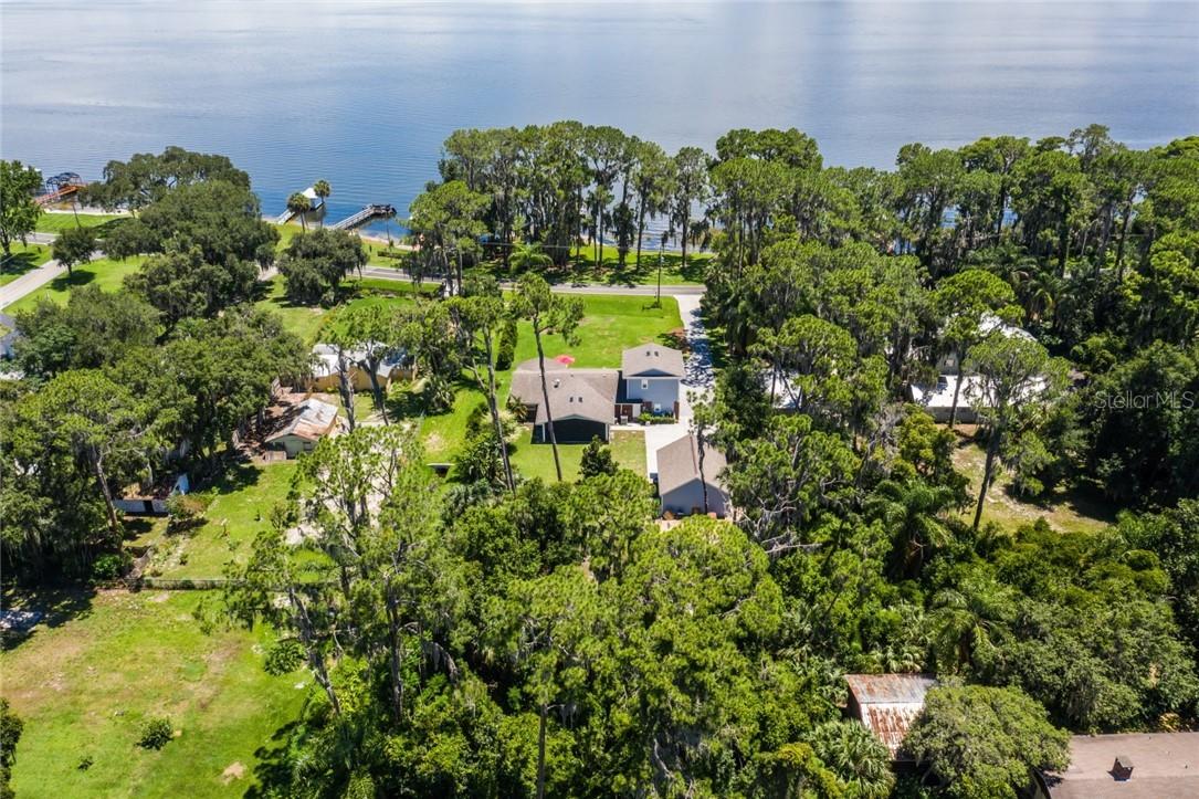 4405 Lakeshore Dr., Mount Dora, FL 32757