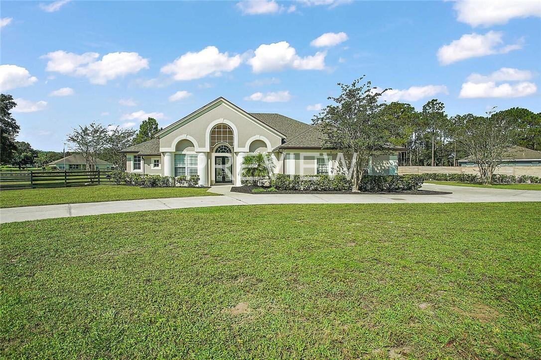 36546 Clara St., Eustis, FL 32736