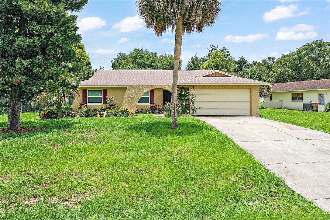 208 Bentbough Dr., Leesburg, FL 34748