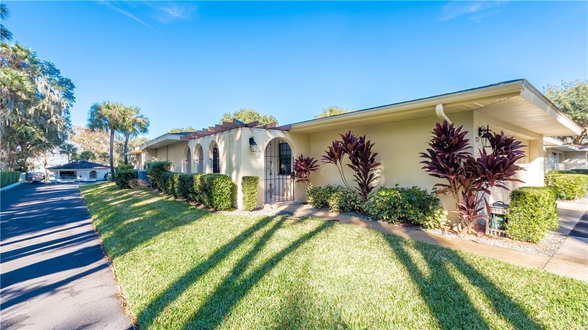 100 S Tremain St. #C4, Mount Dora, FL 32757