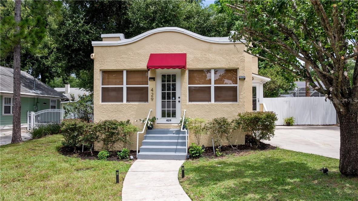 429 E 9th Ave., Mount Dora, FL 32757