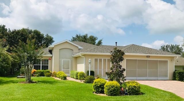 20535 Queen Alexandra Dr., Leesburg, FL 34748