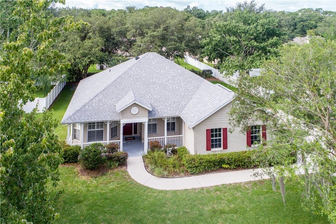19638 Spring Oak Dr., Eustis, FL 32736