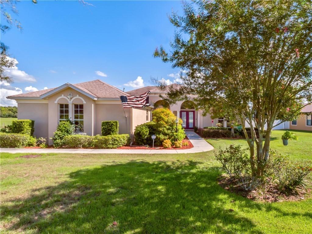 23406 Oak Cluster Dr., Sorrento, FL 32776