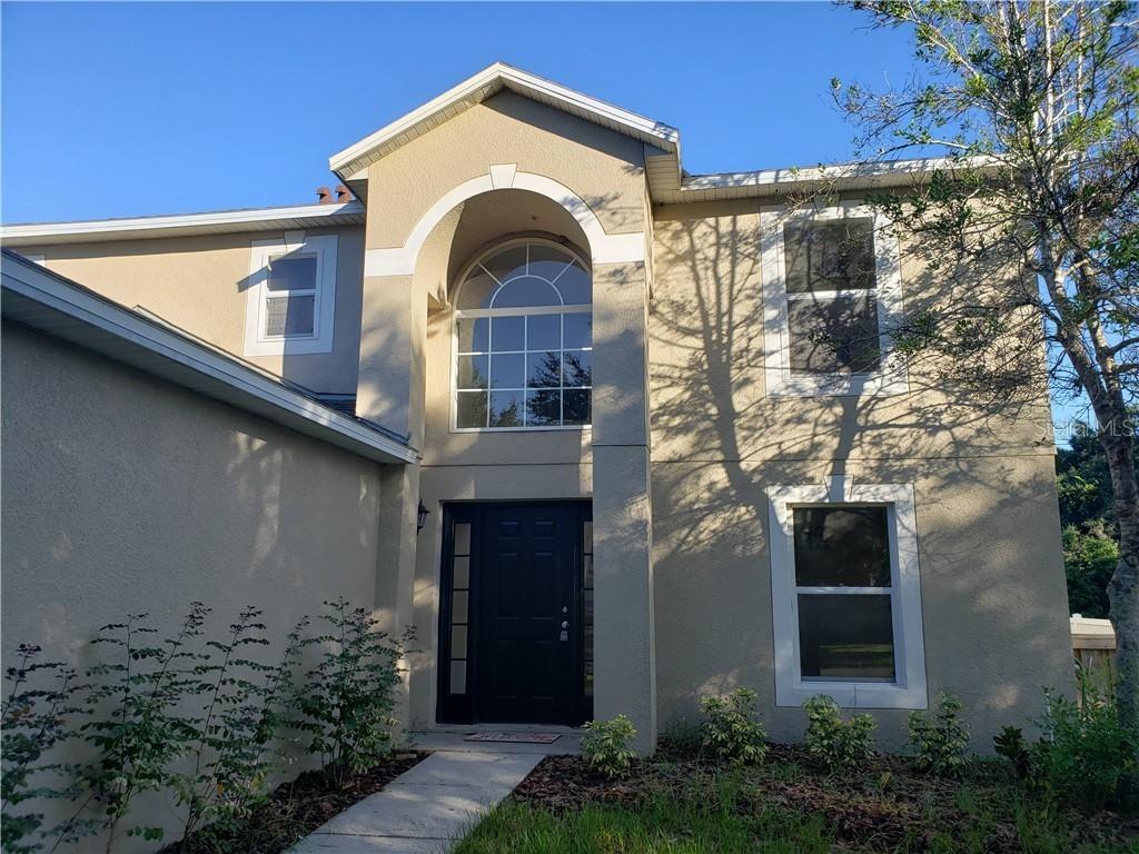 928 Vanderbilt Dr., Eustis, FL 32726