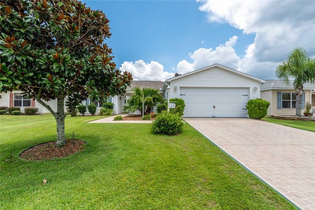 1512 Tallowtree Dr., The Villages, FL 32162