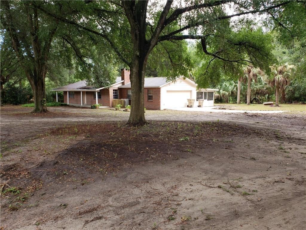 24250 Wolf Branch Rd, Sorrento, FL 32776