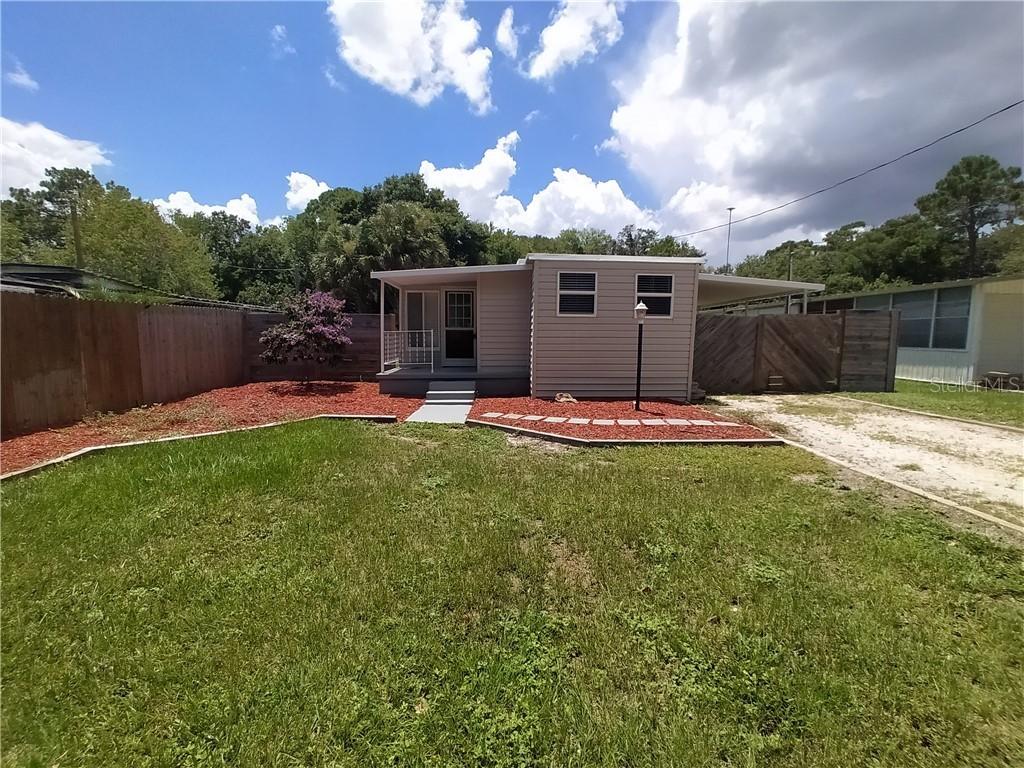 13347 Woodland Dr., Astatula, FL 34705