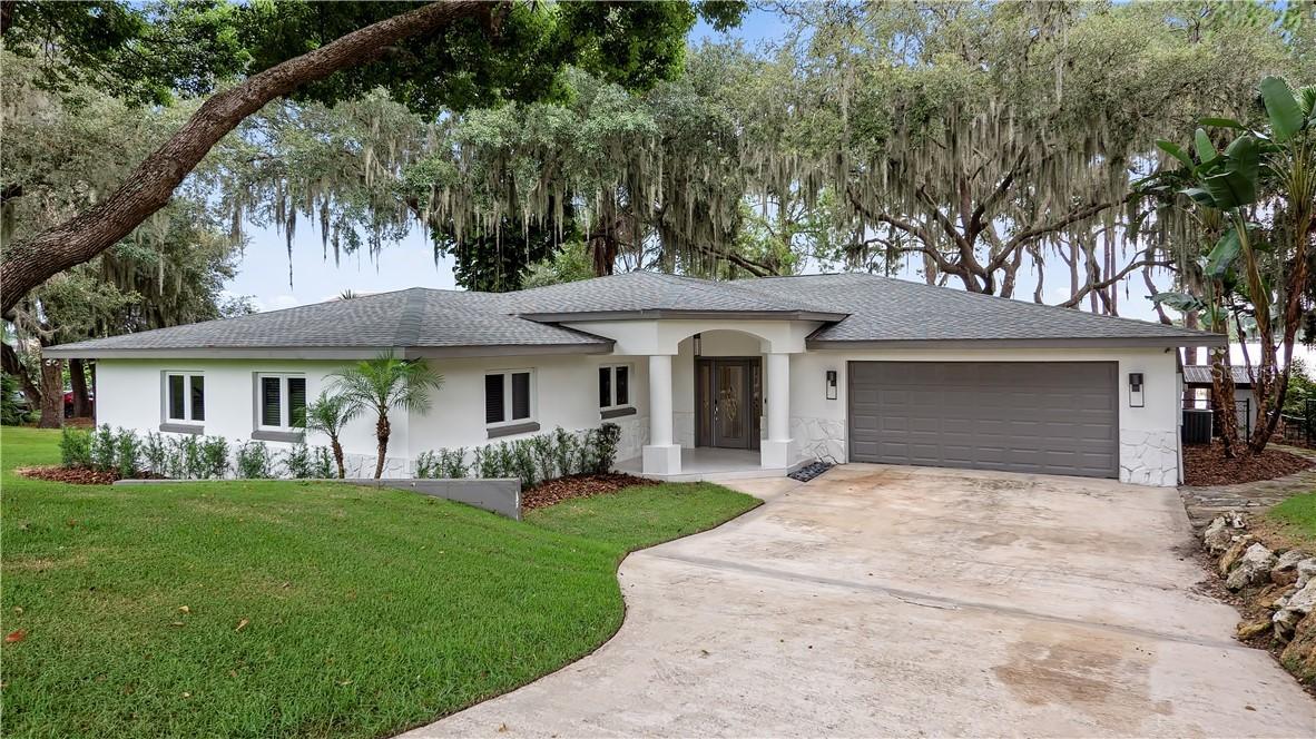 10805 Crescent Ln., Clermont, FL 34711