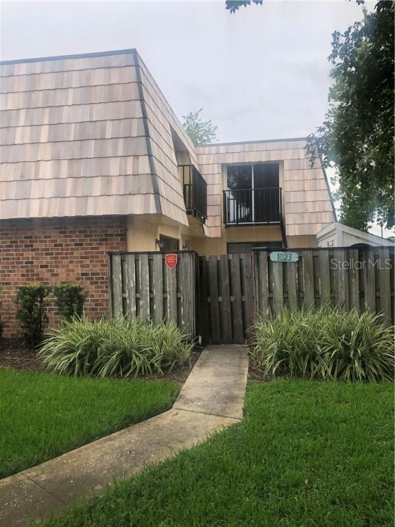 1023 Royal Oak Blvd., Leesburg, FL 34748