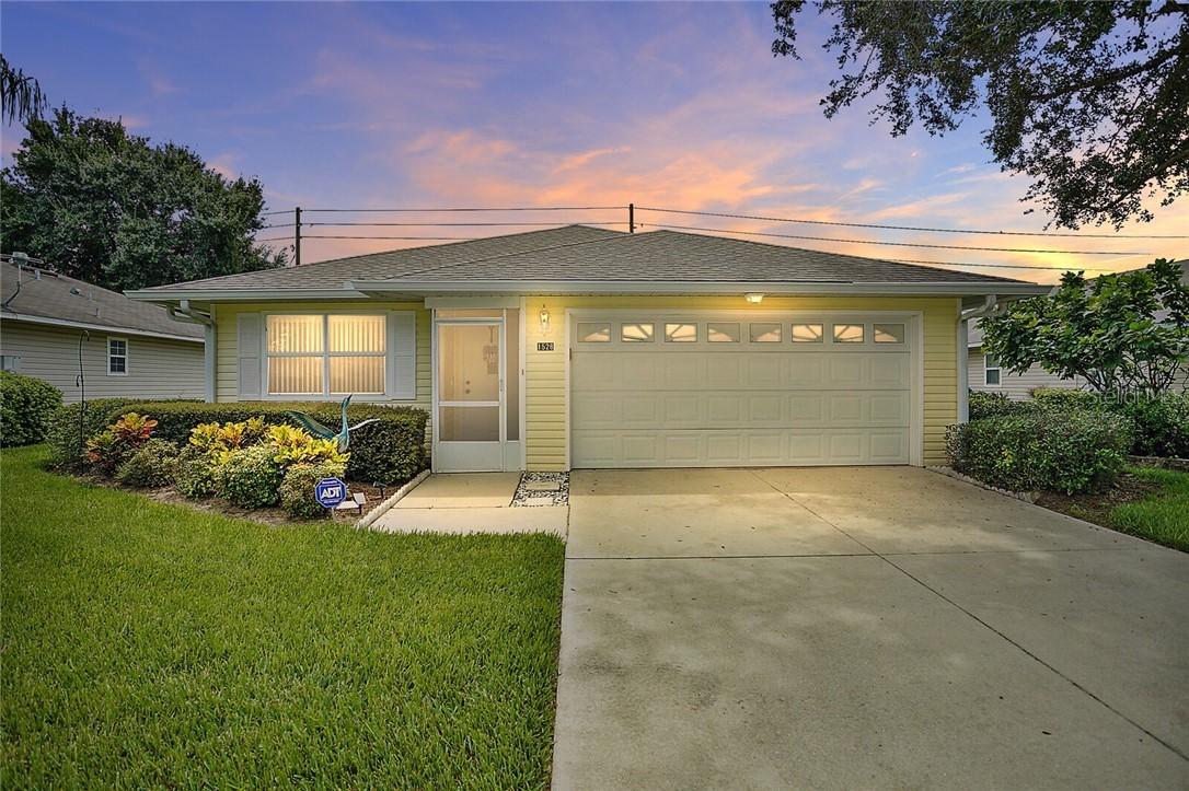 1528 Golden Palm Cir., Tavares, FL 32778