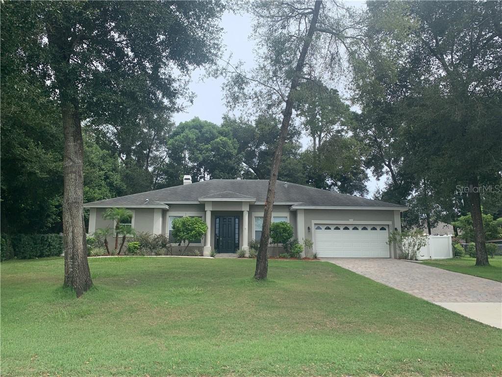 25516 Pine Valley Dr., Sorrento, FL 32776