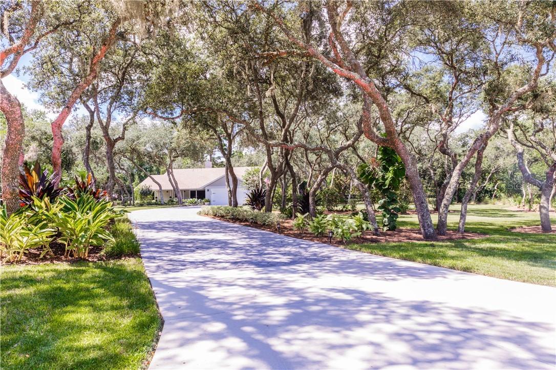 32224 Okaloosa Tr., Sorrento, FL 32776