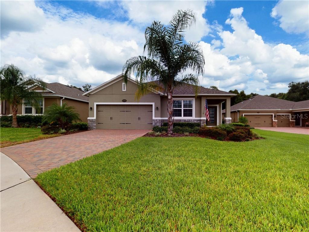 31904 Geoff Way, Sorrento, FL 32776