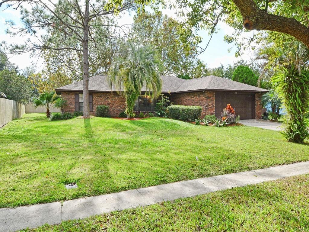 3440 Mary Ln., Mount Dora, FL 32757