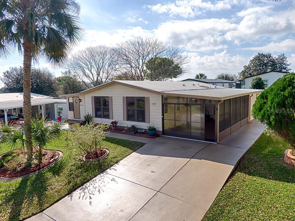 1717 Palm Aire Dr., The Villages, FL 32159