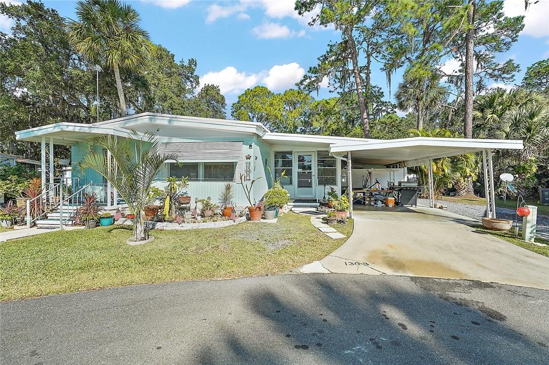 130 Piney Ridge #B, Eustis, FL 32726