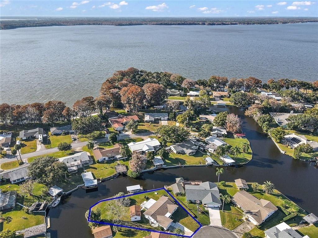 1631 Canal Ct., Tavares, FL 32778