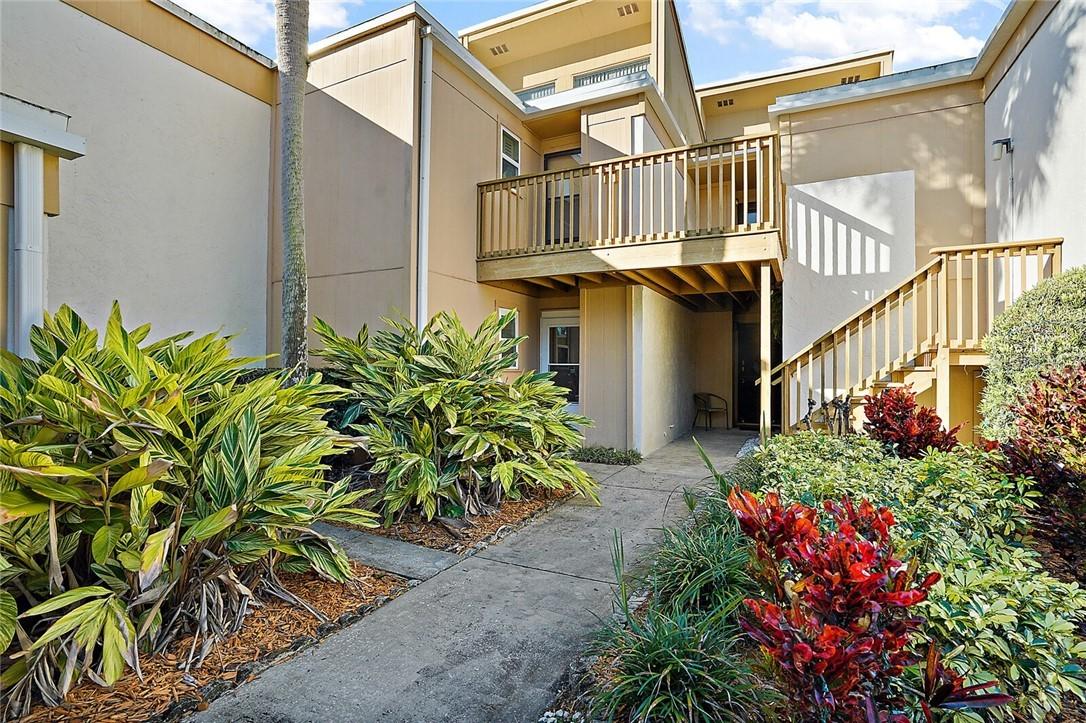 1051 S Highland St. #7E, Mount Dora, FL 32757