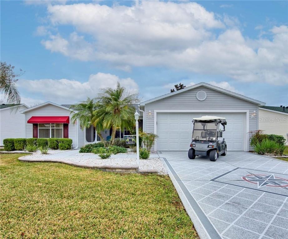 3212 Woodridge Dr., The Villages, FL 32162