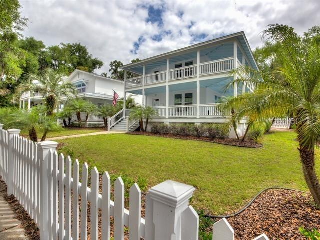 308 N Tremain St., Mount Dora, FL 32757