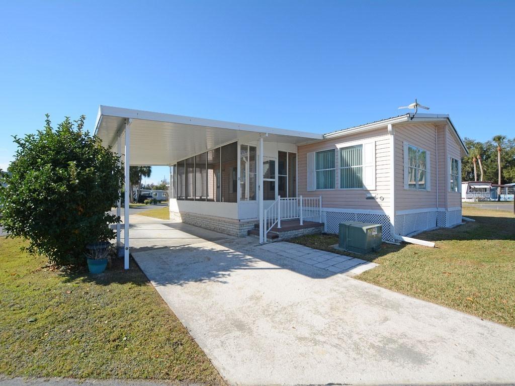 21 Trout Lake Dr., Eustis, FL 32726