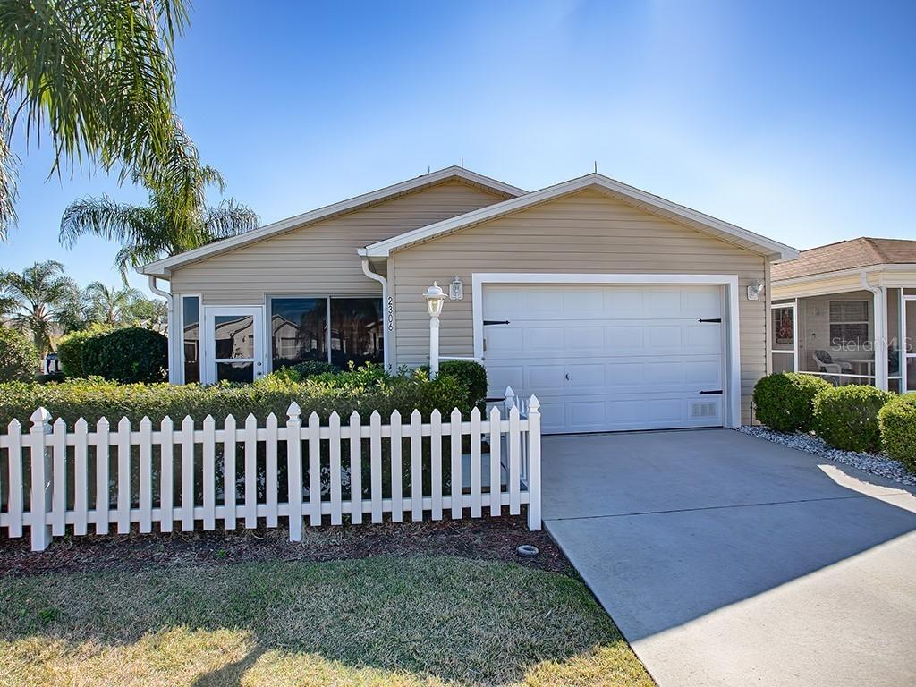 2306 Oak Bend Pl., The Villages, FL 32162