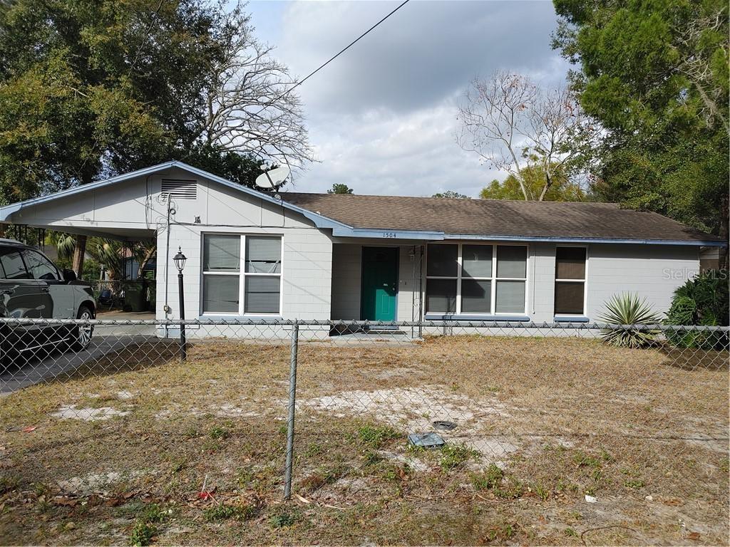 1504 Woodlyn Dr., Leesburg, FL 34748