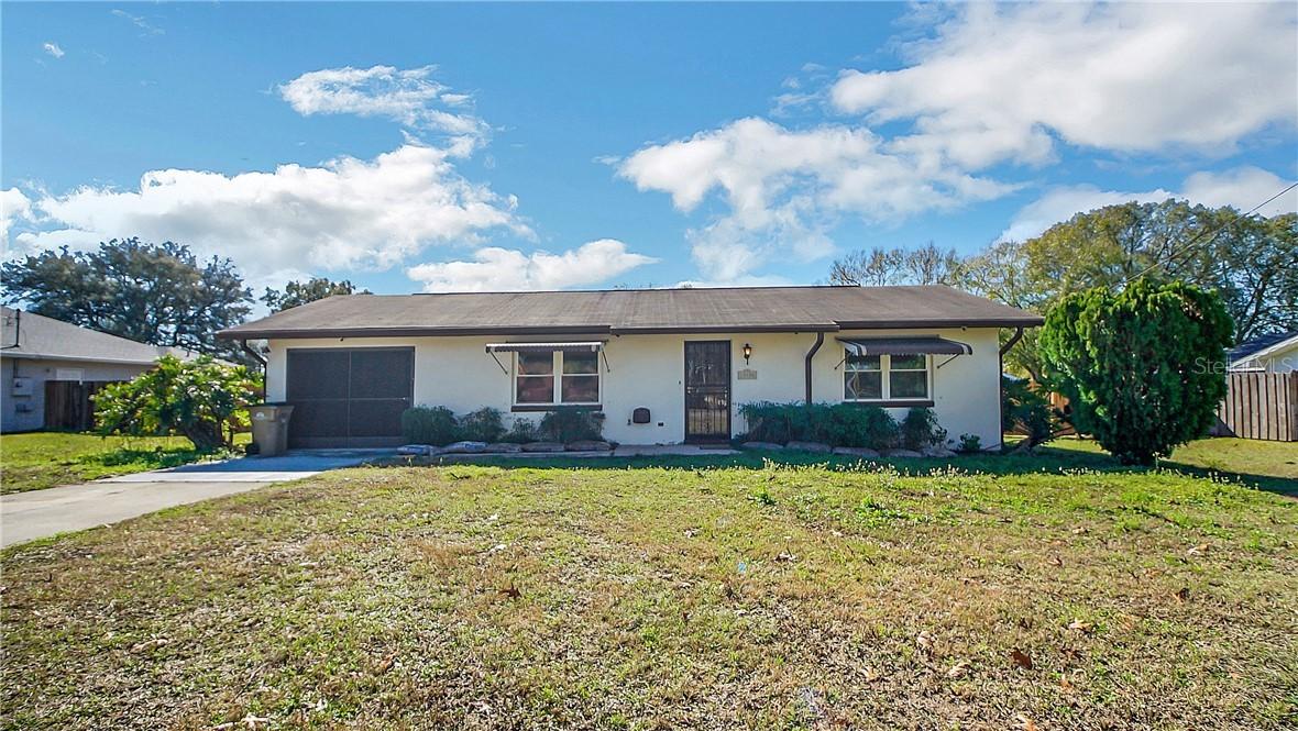 11106 Pine St., Leesburg, FL 34788