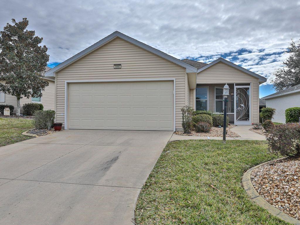 5980 Bounty Cir., Tavares, FL 32778