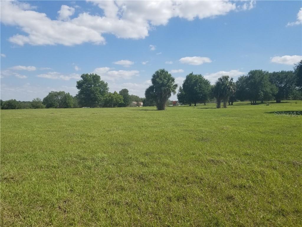 5517 Nantahala Ln., Lady Lake, FL 32159