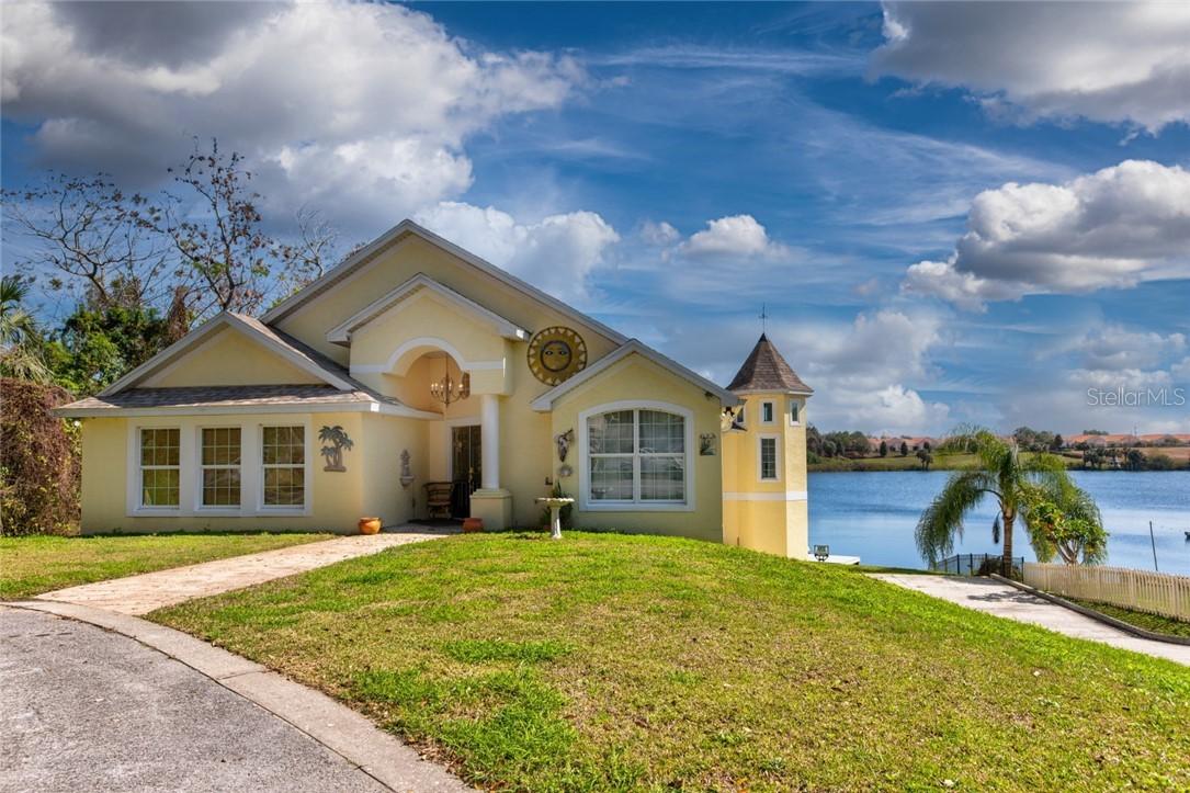 1130 Lake Elsie Dr., Tavares, FL 32778
