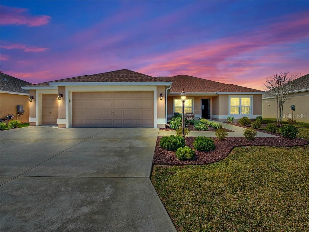 5826 Penney Ln., The Villages, FL 32163