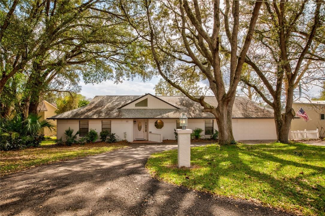 2850 N Side Dr., Eustis, FL 32726