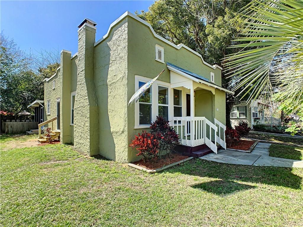 502 Palm Ave., Eustis, FL 32726
