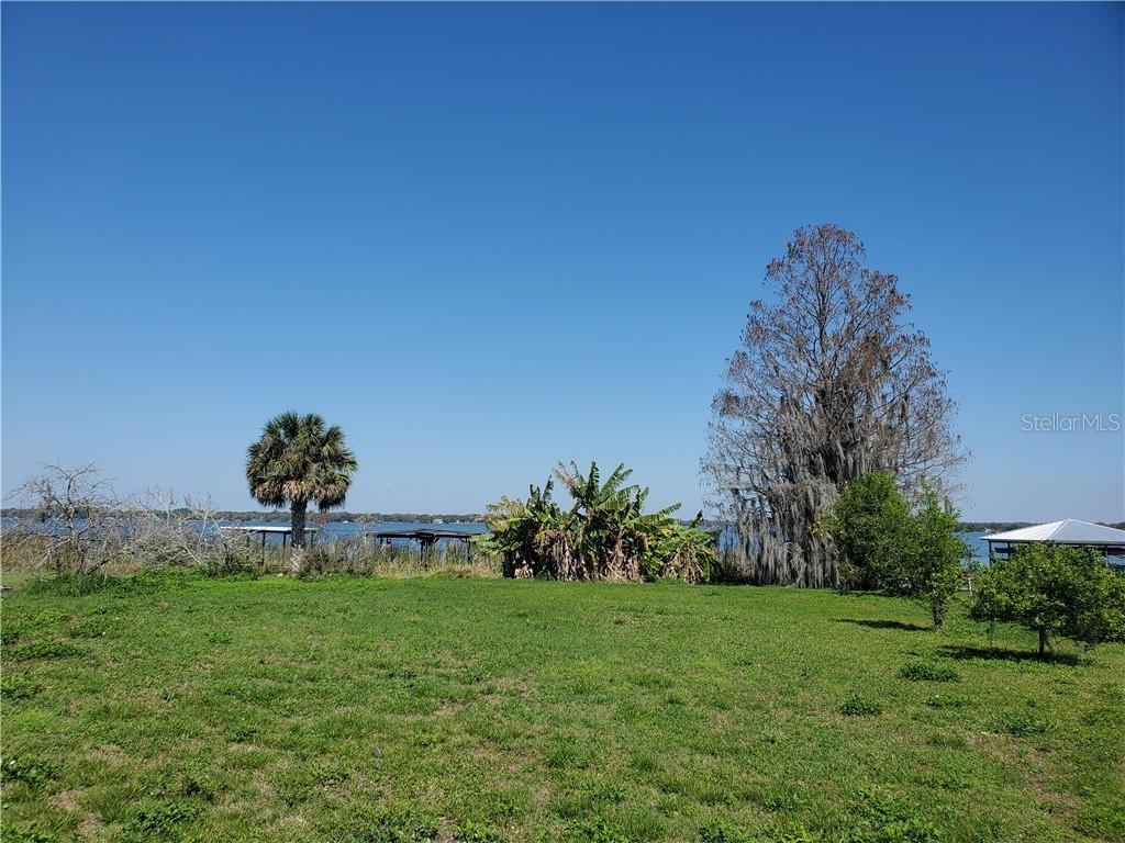 16403 E Shirley Shores Rd., Tavares, FL 32778