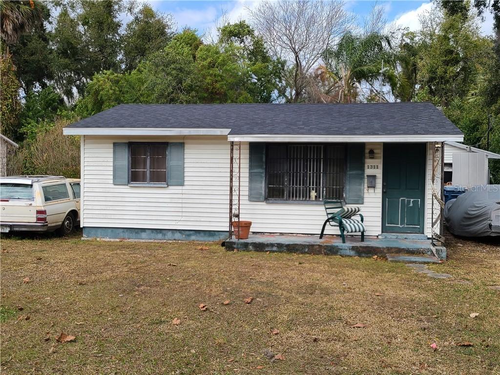 1311 E Alfred St., Tavares, FL 32778