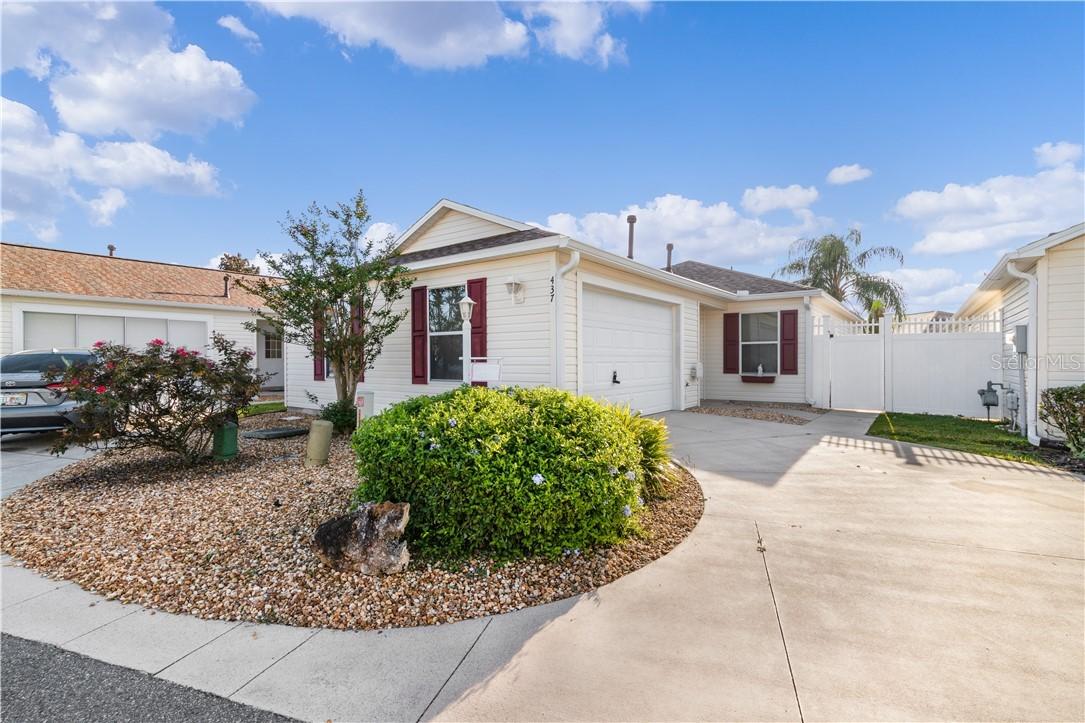 437 Brentwood Ave., The Villages, FL 32162