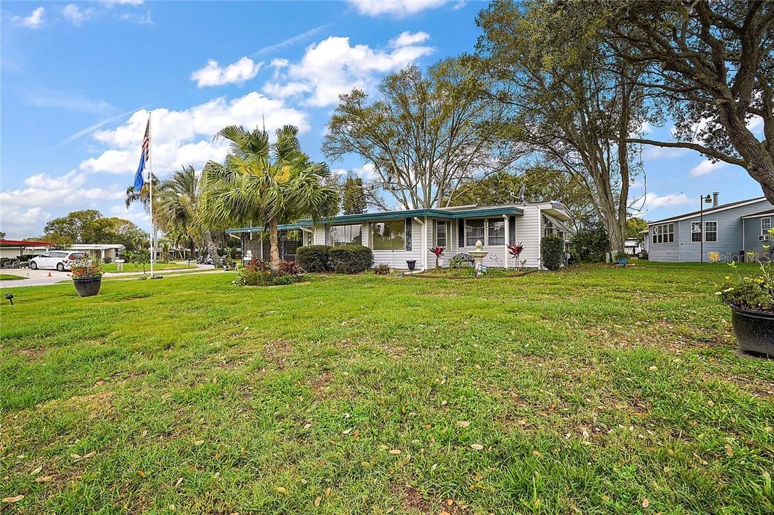 1113 Morningview Dr., Tavares, FL 32778