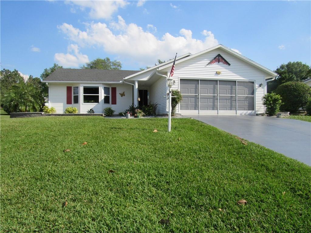 27043 Racquet Cir., Leesburg, FL 34748