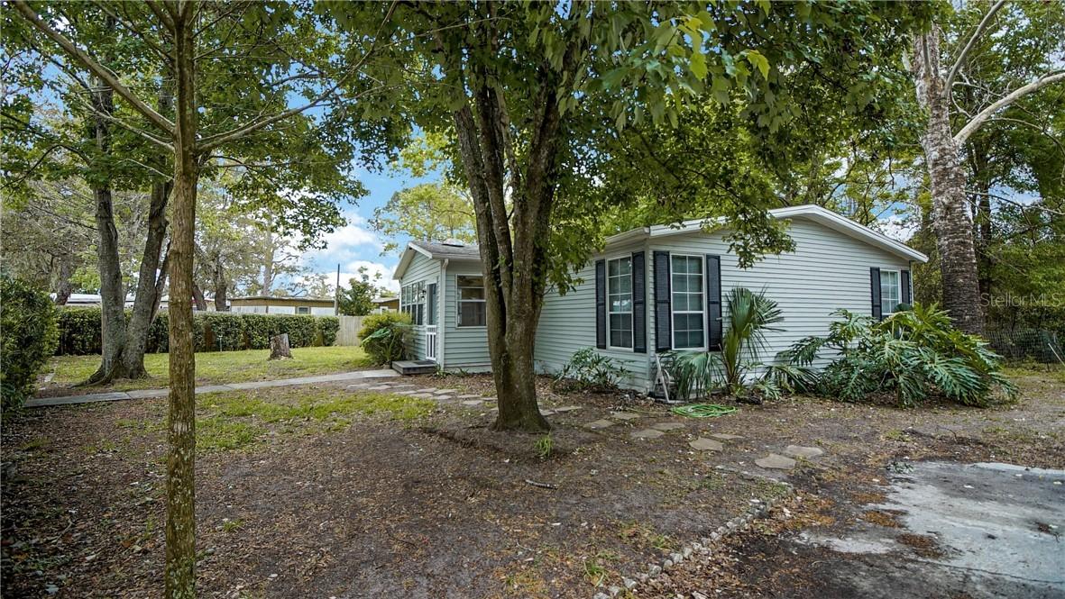 18770 SE 19 Pl., Silver Springs, FL 34488