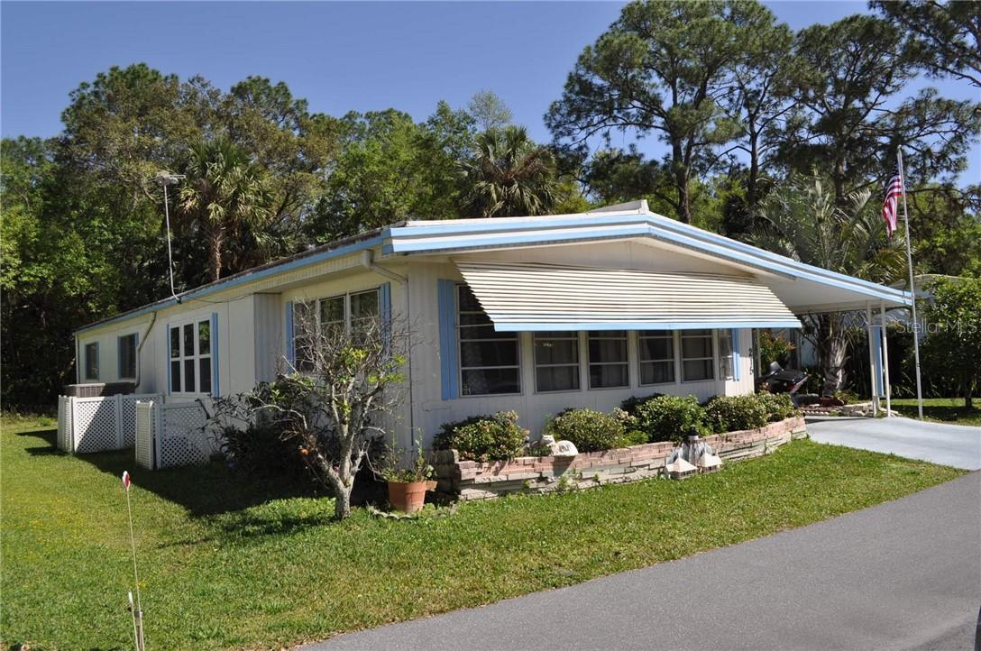 215 Palm Meadows Dr., Eustis, FL 32726